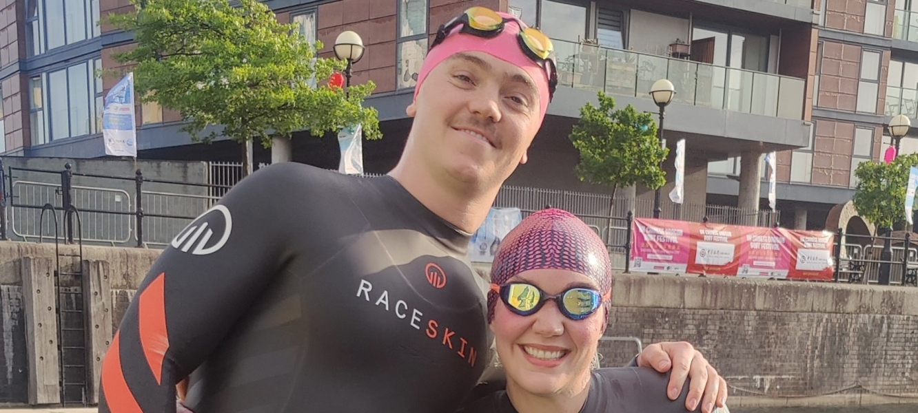 Polar Swim Dock 9 carousel image 1