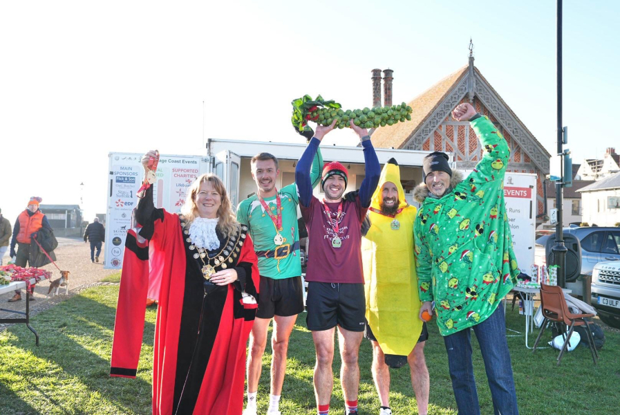 Aldeburgh Sprout Sprint or Saunter 5k NYE charity run carousel image 1