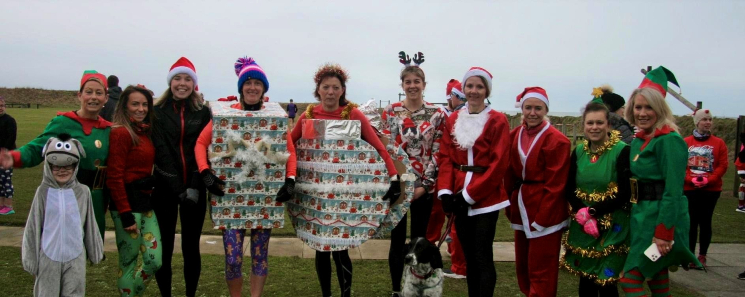 Whitehills Xmas 5k fun run & virtual run carousel image 1