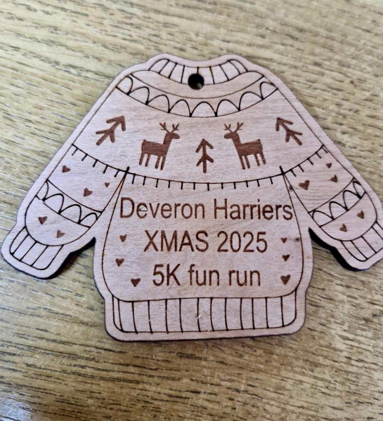 DH Whitehills Xmas 5k & 800m fun runs carousel image 4