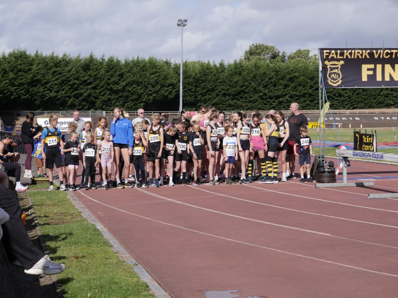 Round The Houses 10K & 2K Fun Run carousel image 1