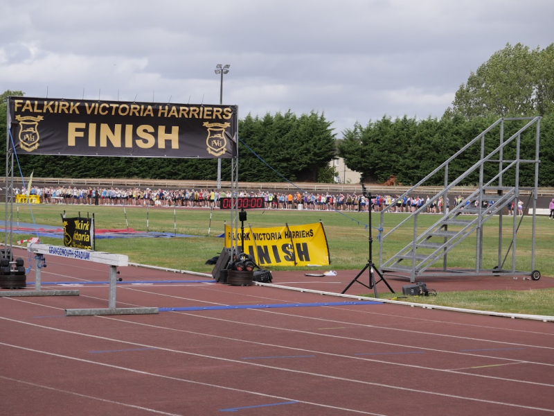 Round The Houses 10K & 2K Fun Run carousel image 2