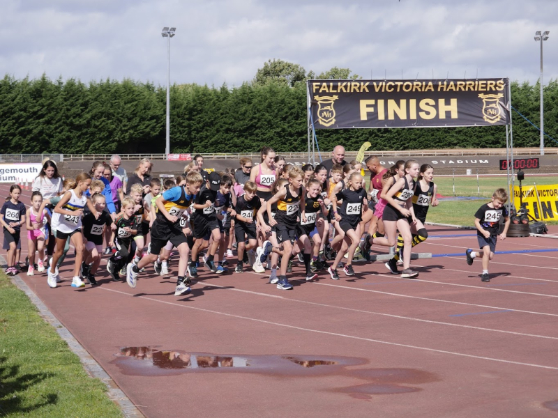 Round The Houses 10K & 2K Fun Run carousel image 4